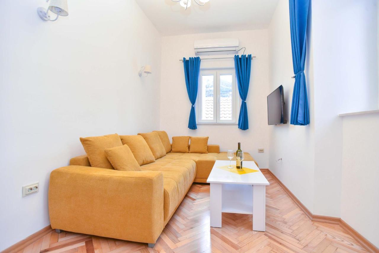 בודווה Yugoslavia Apartment מראה חיצוני תמונה