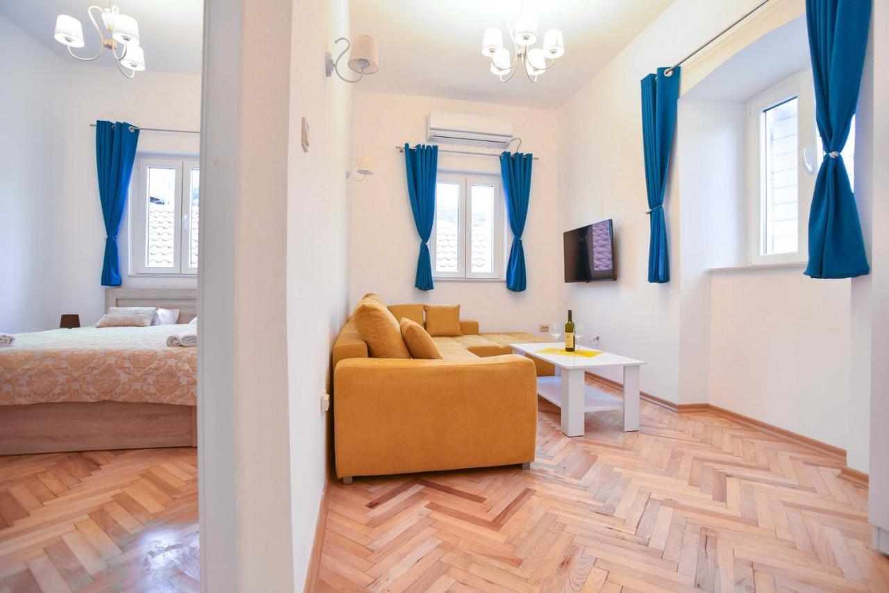 בודווה Yugoslavia Apartment מראה חיצוני תמונה