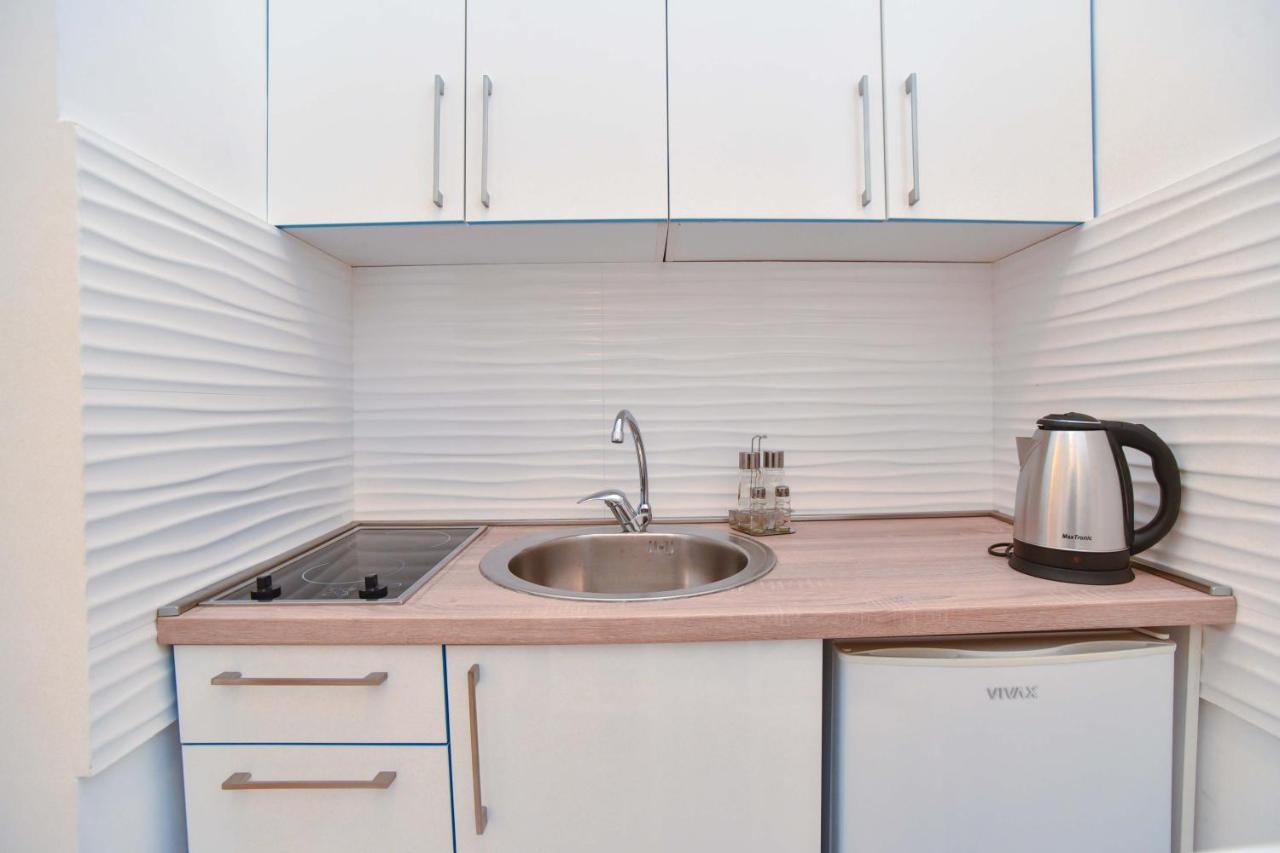 בודווה Yugoslavia Apartment מראה חיצוני תמונה